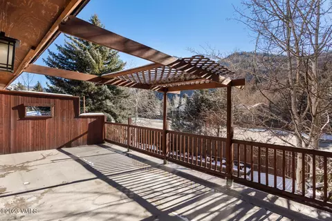 112 Riverside Ct #C, Avon, CO 81620 photo 4