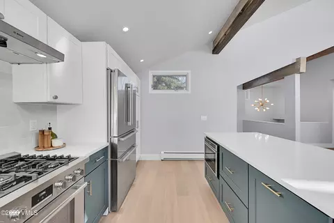 718 Stone Creek Dr, Avon, CO 81620