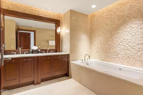141 E Meadow Dr #PENTHOUSE B EAST, Vail, CO 81658 photo 11