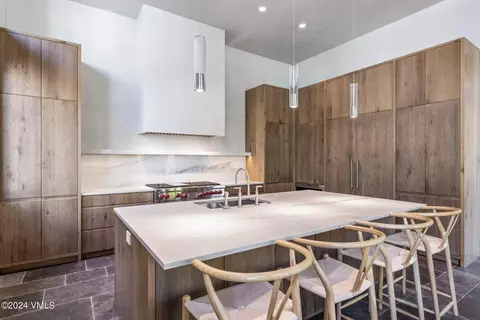 Kitchen - 1022 Eagles Nest Cir, Vail, CO 81657 photo 5 of 5