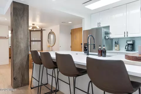 Kitchen - 1650 Fall Ridge Rd #401, Vail, CO 81657 photo 1 of 4