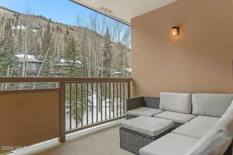 Exterior - 1650 Fall Ridge Rd #401, Vail, CO 81657 photo 3 of 4