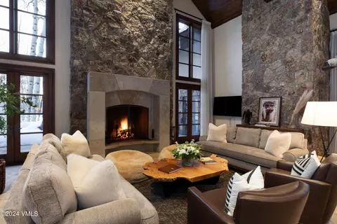 Living - 18 Rose Crown, Avon, CO 81620 photo 4 of 12