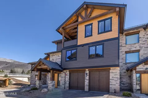 100 Goldfinch Ln #2D, Avon, CO 81620