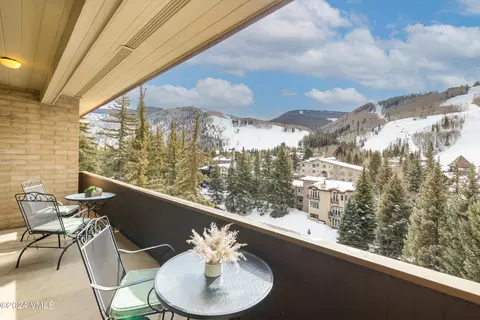 Exterior - 292 E Meadow Dr #664, Vail, CO 81657 photo 2 of 9
