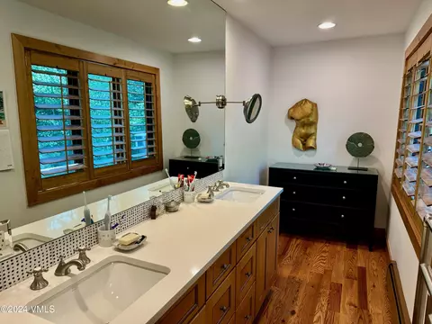 Bath - 1159 Eagle Dr, Avon, CO 81620 photo 1 of 4