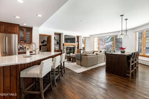 51 Offerson Rd #110, Beaver Creek, CO 81620