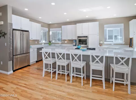 Kitchen - 170 Greenhorn Ave, Eagle, CO 81631 photo 2 of 4