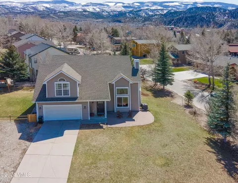 View/Area - 206 Golden Eagle Rd, Eagle, CO 81631 photo 2 of 3