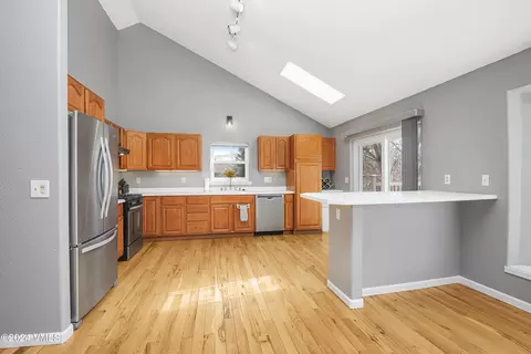 Kitchen - 6 Ring Nck, Eagle, CO 81631 photo 1 of 5