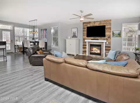 Living - 26 Macdonald St, Eagle, CO 81631 photo 2 of 8
