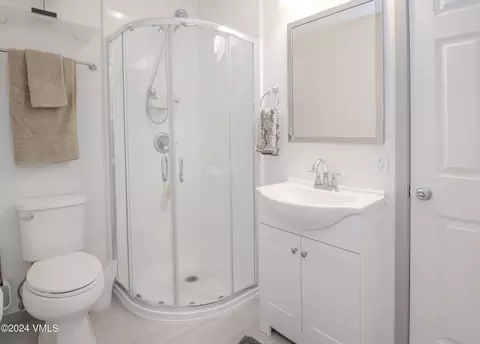 Bath - 26 Macdonald St, Eagle, CO 81631 photo 7 of 7