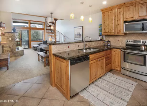 760 W Beaver Creek Blvd #213, Avon, CO 81620