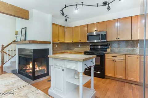 775 Deer Blvd #4, Avon, CO 81620