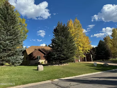 261 Black Bear Dr, Gypsum, CO 81637
