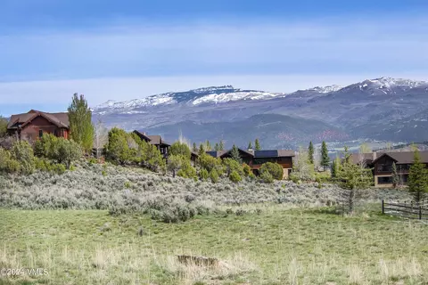 901 Hernage Creek Rd, Eagle, CO 81631 photo 3