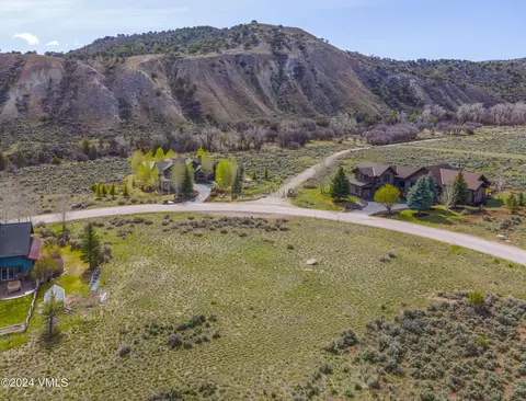 901 Hernage Creek Rd, Eagle, CO 81631 photo 2