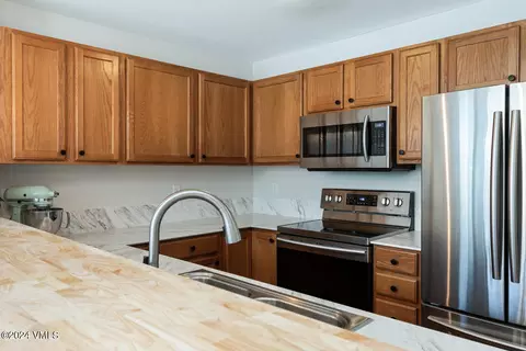 Kitchen - 350 Founders Ave #D101, Eagle, CO 81631 photo 1 of 2