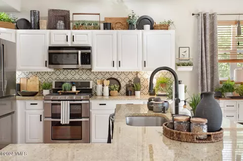 Kitchen - 628 Founders, Eagle, CO 81631 photo 5 of 8