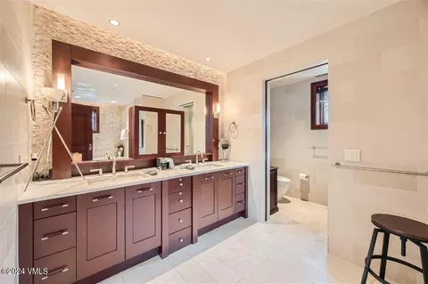 Bath - 141 E Mdw #3F EAST, Vail, CO 81657 photo 1 of 6