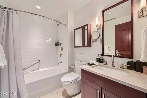 Bath - 141 E Mdw #3F EAST, Vail, CO 81657 photo 6 of 6