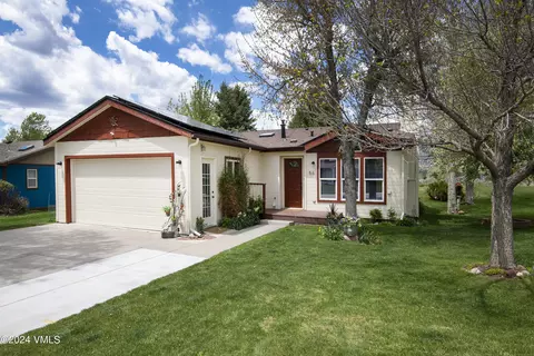 56 Spring Buck Rd, Gypsum, CO 81637
