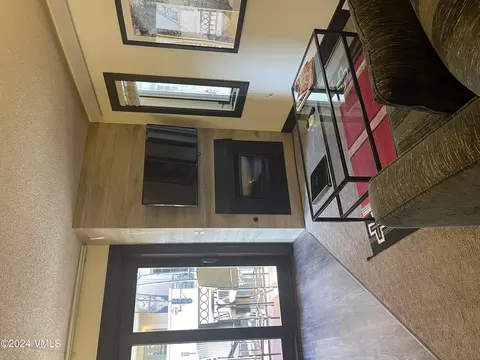 555 E Lionshead Cir #208, Vail, CO 81657