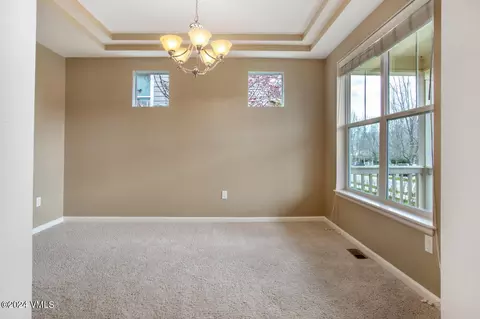 108 Longview Ave, Eagle, CO 81631 photo 9