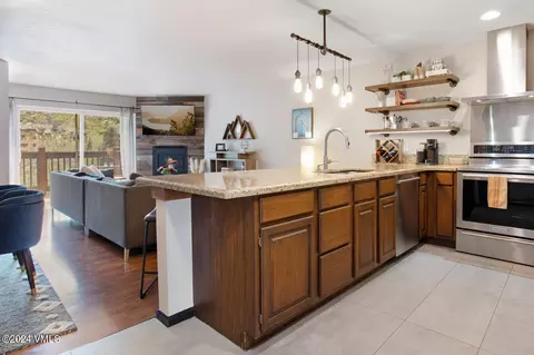 105 Hurd Ln #2302, Avon, CO 81620
