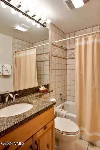 114 Willow Rd #700, Vail, CO 81657 photo 5