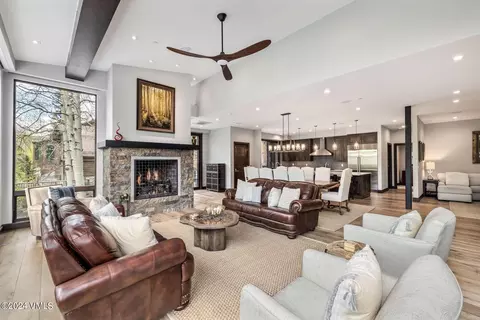 706 Forest Rd #A, Vail, CO 81657 photo 4