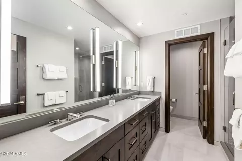 706 Forest Rd #A, Vail, CO 81657 photo 33