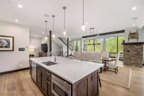 706 Forest Rd #A, Vail, CO 81657 photo 17