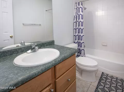 Bath - 201 Golden Eagle Rd #C-1, Eagle, CO 81631 photo 3 of 3