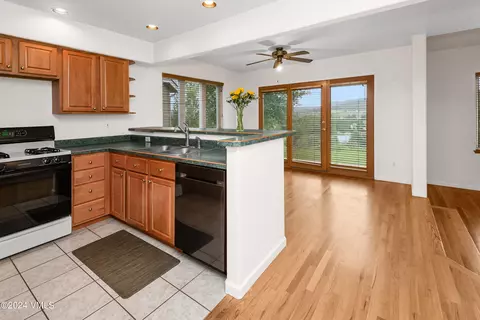 Kitchen - 201 Golden Eagle Rd #C-1, Eagle, CO 81631 photo 1 of 4