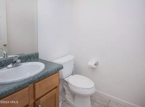Bath - 201 Golden Eagle Rd #C-1, Eagle, CO 81631 photo 1 of 3