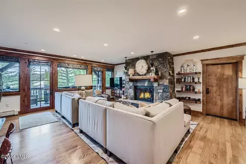 76 Hummingbird #202, Beaver Creek, CO 81620