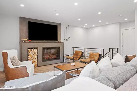 180 Offerson Rd #6, Beaver Creek, CO 81620