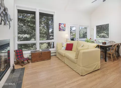Living - 264 Eagle Dr #107, Vail, CO 81657 photo 1 of 2