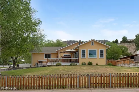751 Rangeview Dr, Gypsum, CO 81637
