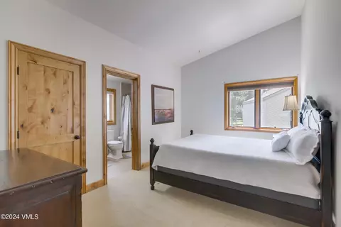 Bedroom - 105 Grouse Ct E, Avon, CO 81620 photo 2 of 5