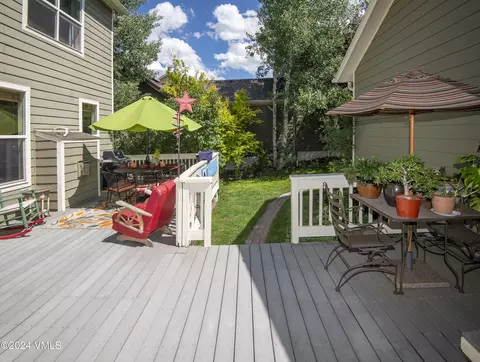 Exterior - 182 Longview Ave, Eagle, CO 81631 photo 6 of 10