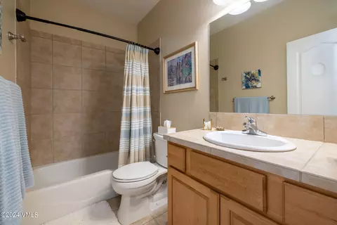 Bath - 60 Mill Rd #C1, Eagle, CO 81631 photo 3 of 3
