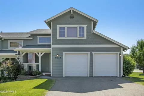 10 Bartholomew Ct #B, Gypsum, CO 81637