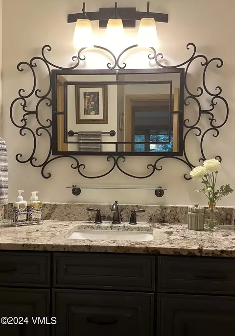 595 Vail Valley Dr #E121, Vail, CO 81657 photo 9