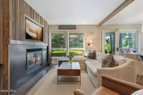 200 Dogwood Dr #106, Avon, CO 81620