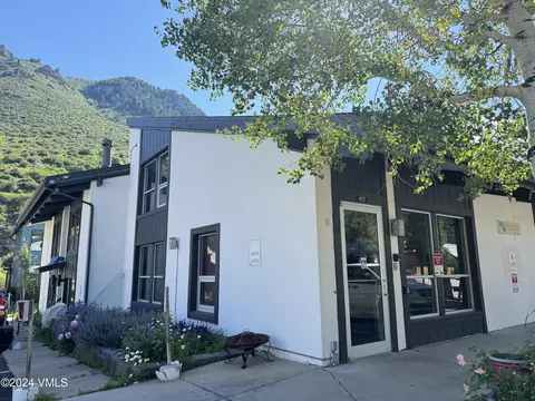 472 Main St #2, Minturn, CO 81645