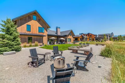 Exterior - 2132 Eagle Ranch Rd, Eagle, CO 81631 photo 4 of 9