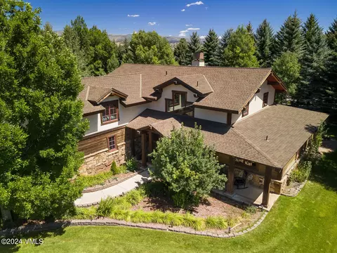 201 Black Bear Dr, Gypsum, CO 81637