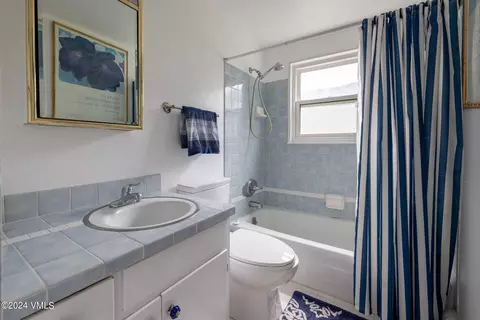 2456 Chamonix Ln #B2, Vail, CO 81657 photo 11